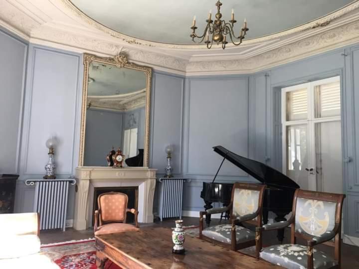 Chateau De Maucouvent Challuy Luaran gambar