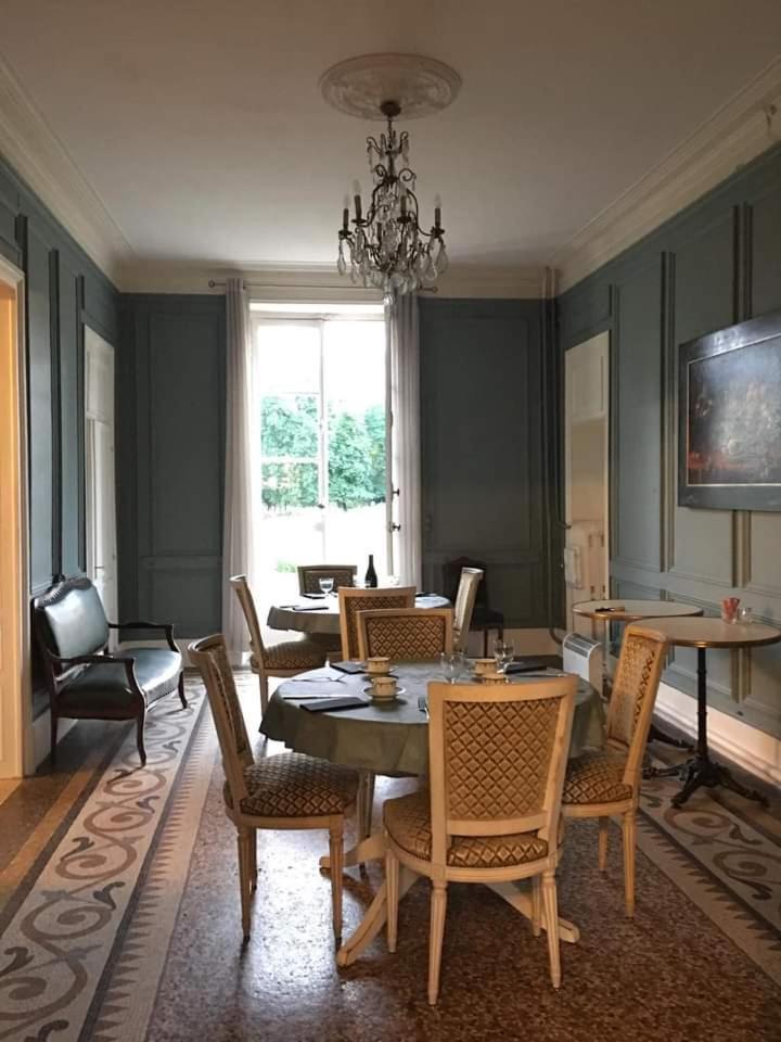 Chateau De Maucouvent Challuy Luaran gambar